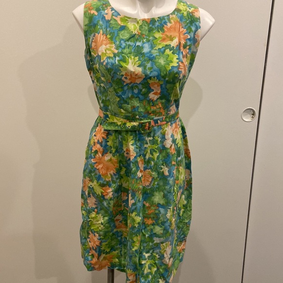 Vintage blue, green and peach flowers dress. Med - Picture 1 of 7